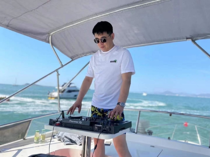 魔盒的第一张照片--淮安相亲服务中心