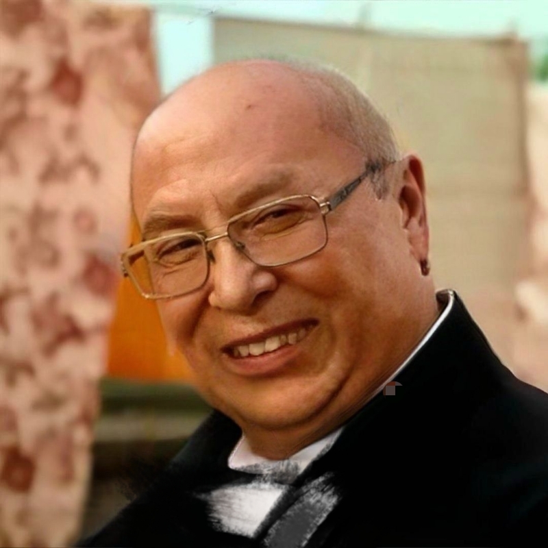 牵着猪儿看秀儿的第一张照片--淮安相亲服务中心