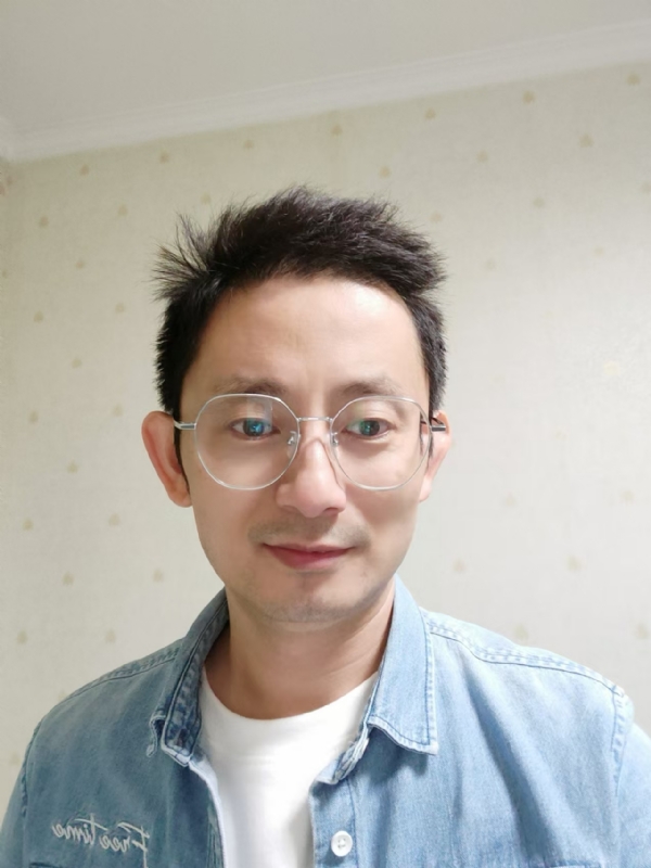 飘逸的第二张照片--淮安相亲服务中心