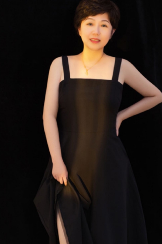 阿娜的第一张照片--淮安相亲服务中心