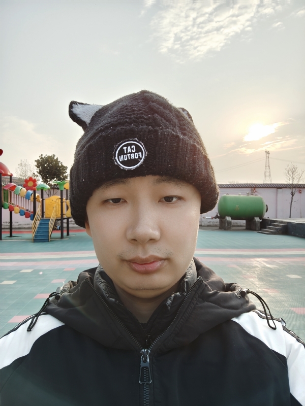 王连杰的第一张照片--淮安相亲服务中心