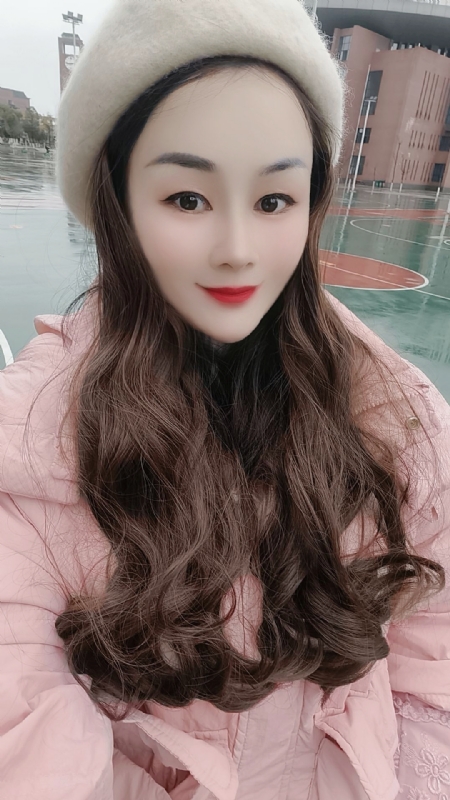 小艳的第一张照片--淮安相亲服务中心