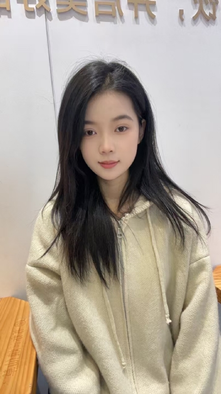 草莓奶昔的第一张照片--淮安相亲服务中心