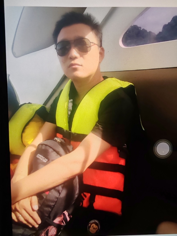 座看烟霞散的第一张照片--淮安相亲服务中心