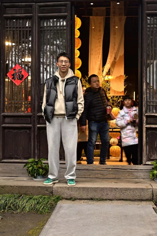 浦江小后生的第一张照片--淮安相亲服务中心