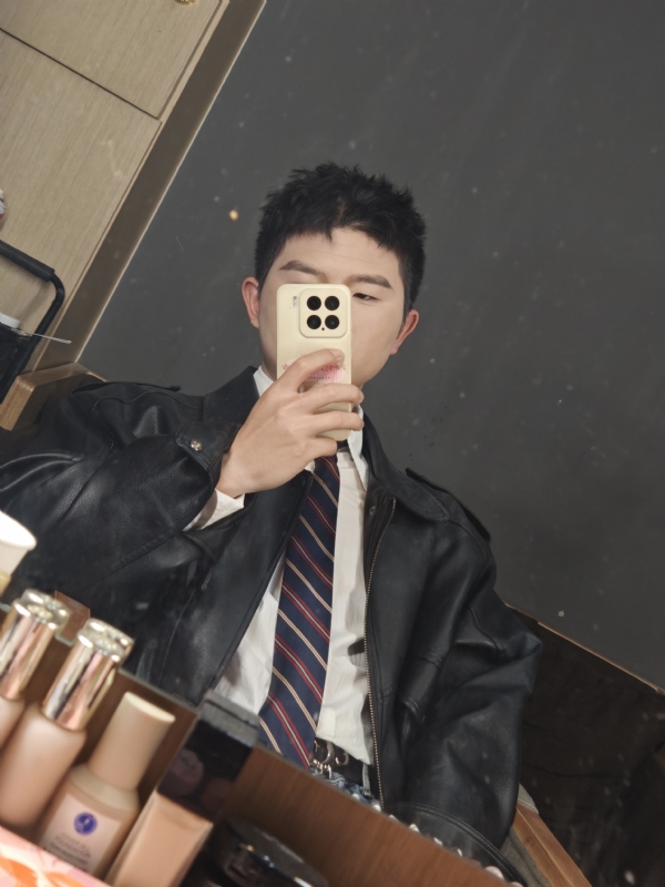 郝天翔的第一张照片--淮安相亲服务中心