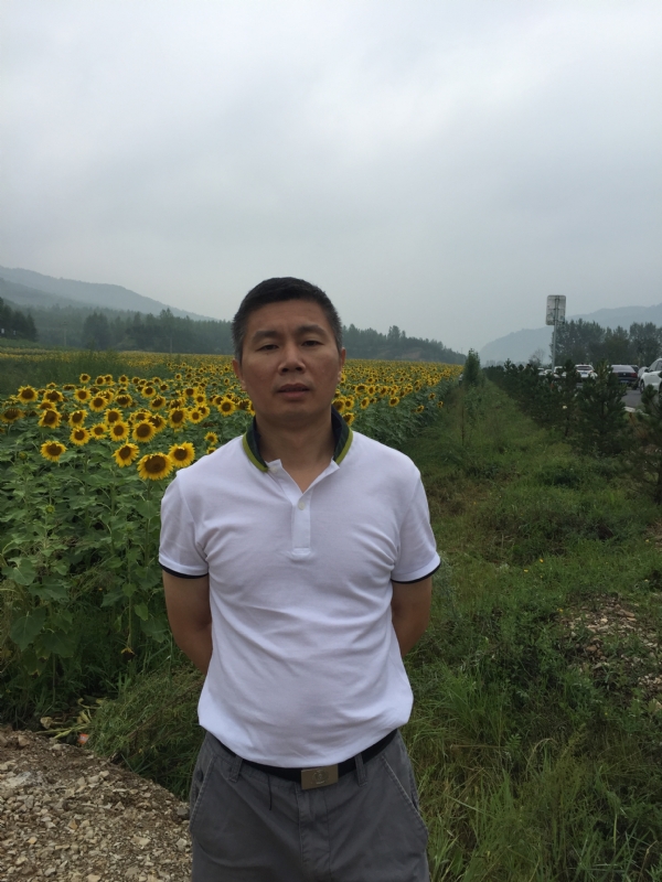 爱拼才会赢的大叔的第三张照片--淮安相亲服务中心