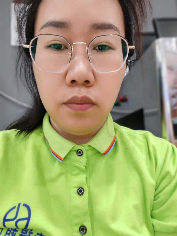 麻花小辫的第一张照片--淮安相亲服务中心