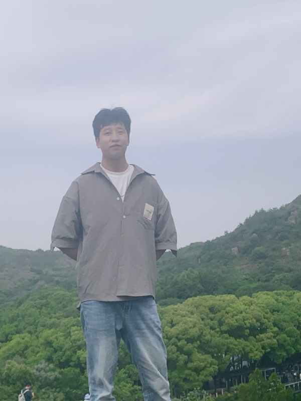 渐行渐远的第二张照片--淮安相亲服务中心