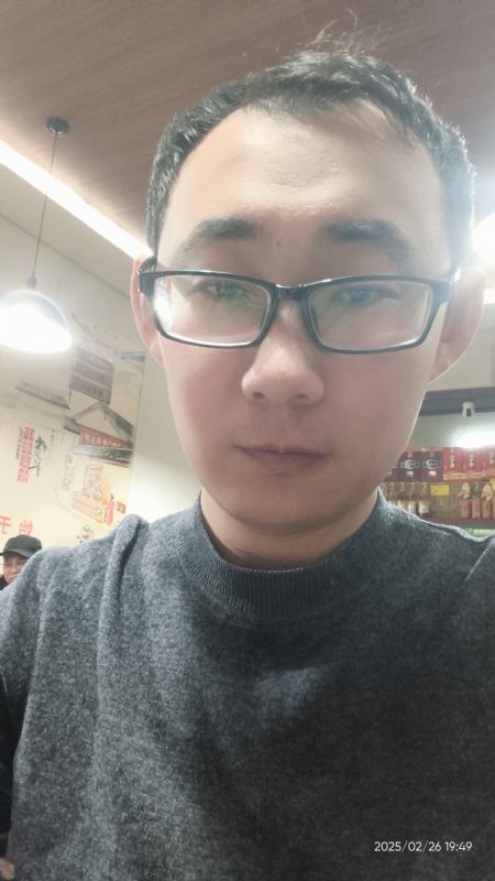 黑黑一笑的第一张照片--淮安相亲服务中心