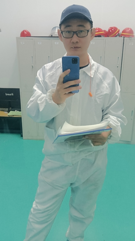 黑黑一笑的第四张照片--淮安相亲服务中心