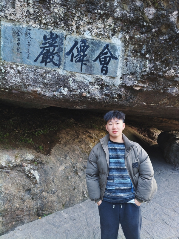 帅邓拖网速的第二张照片--淮安相亲服务中心