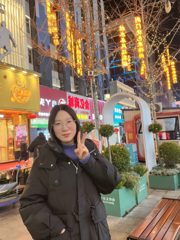 灵芽的第一张照片--淮安相亲服务中心