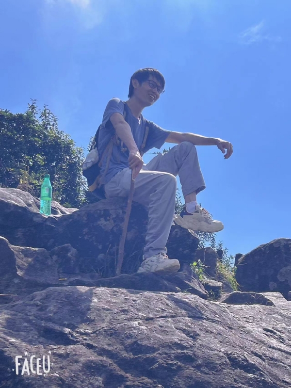 落叶之秋的第一张照片--淮安相亲服务中心