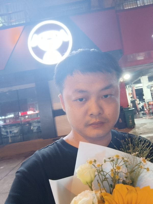 小陈的第一张照片--淮安相亲服务中心