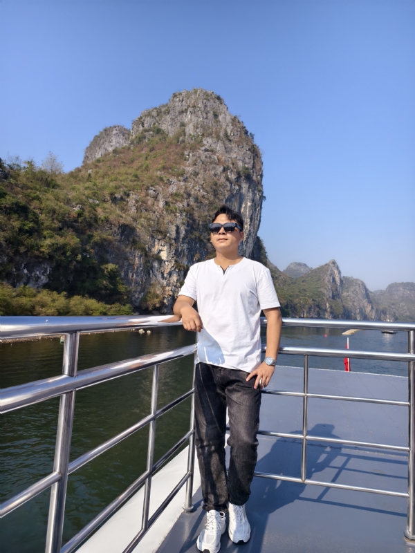 墨痕的第二张照片--淮安相亲服务中心