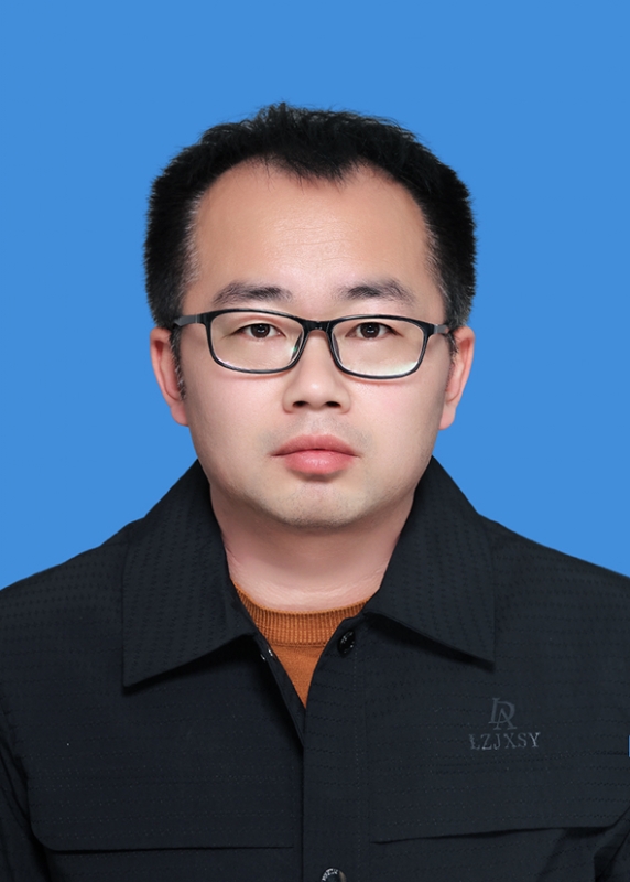 驰龙的第一张照片--淮安相亲服务中心