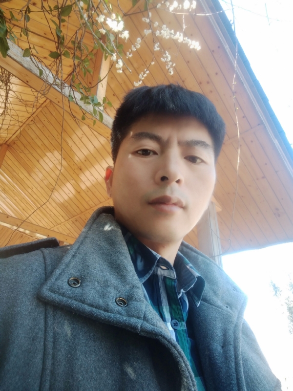 阿明的第二张照片--淮安相亲服务中心