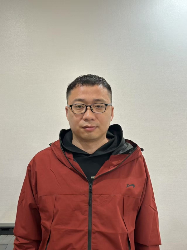 小石头的第二张照片--淮安相亲服务中心