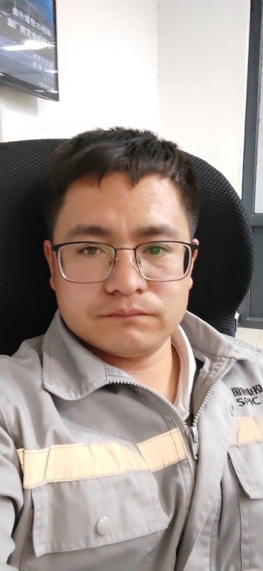 苏先生的第三张照片--淮安相亲服务中心