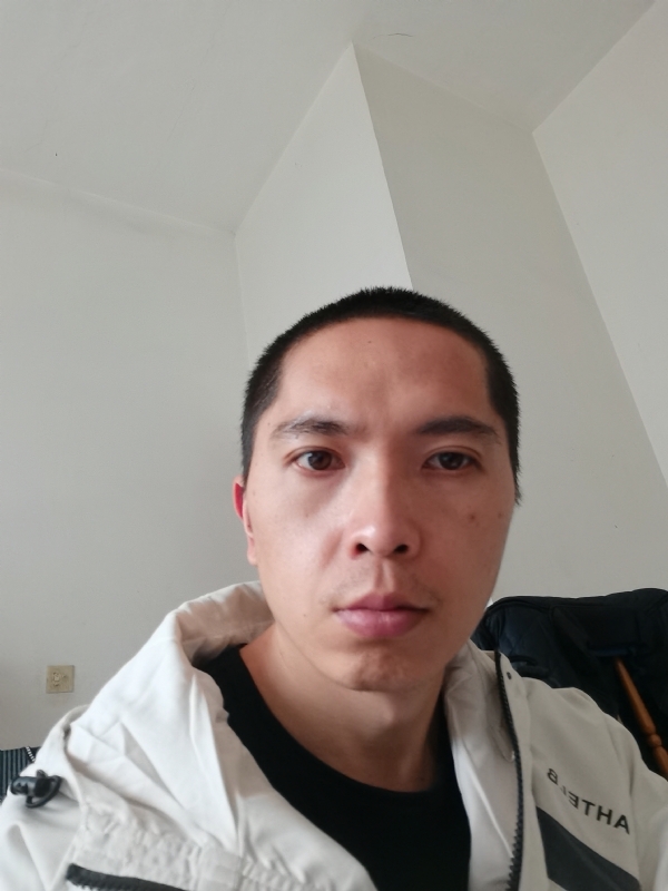 至诚的第一张照片--淮安相亲服务中心