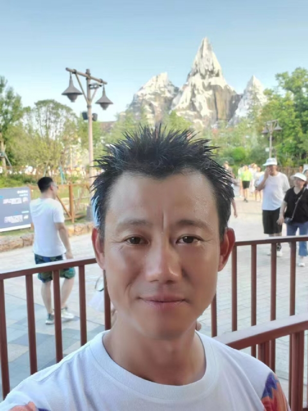 艾氏涂料博的第一张照片--淮安相亲服务中心