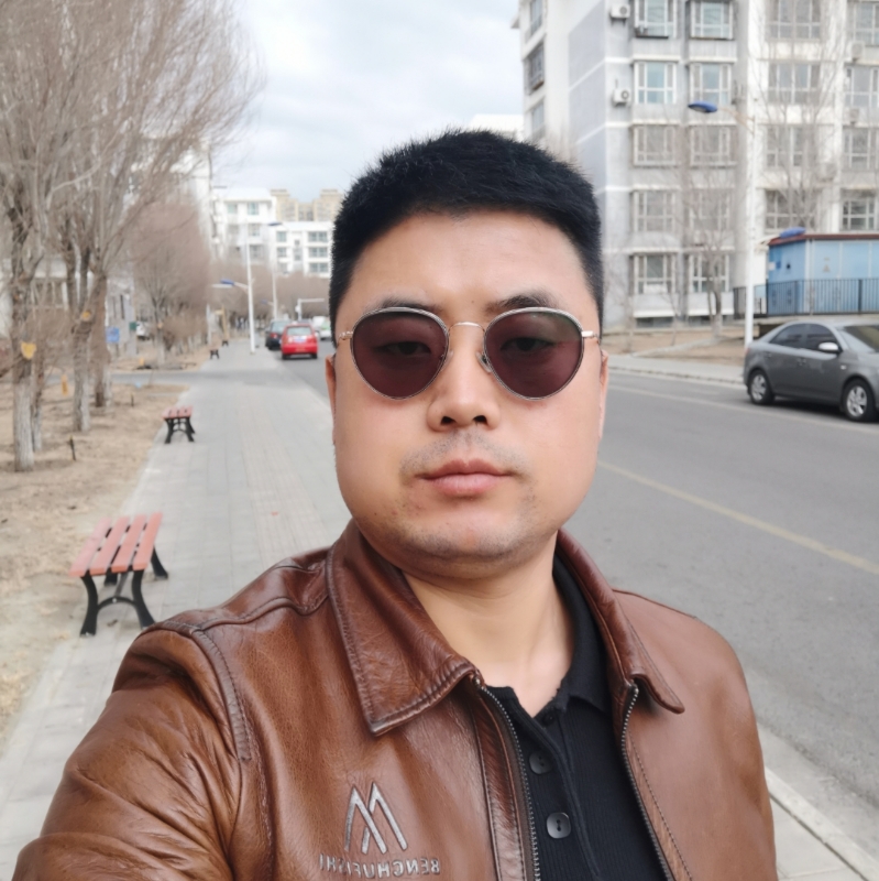 月下听风的第一张照片--淮安相亲服务中心