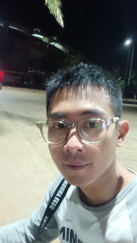 龙龙的第二张照片--淮安相亲服务中心