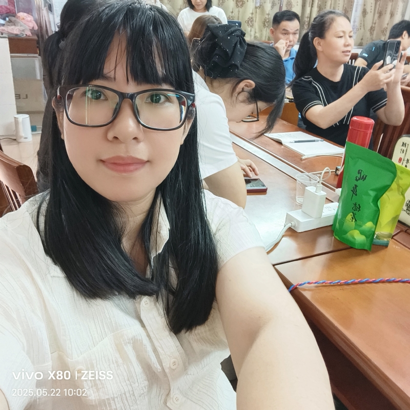 雯城慧敏的第一张照片--淮安相亲服务中心