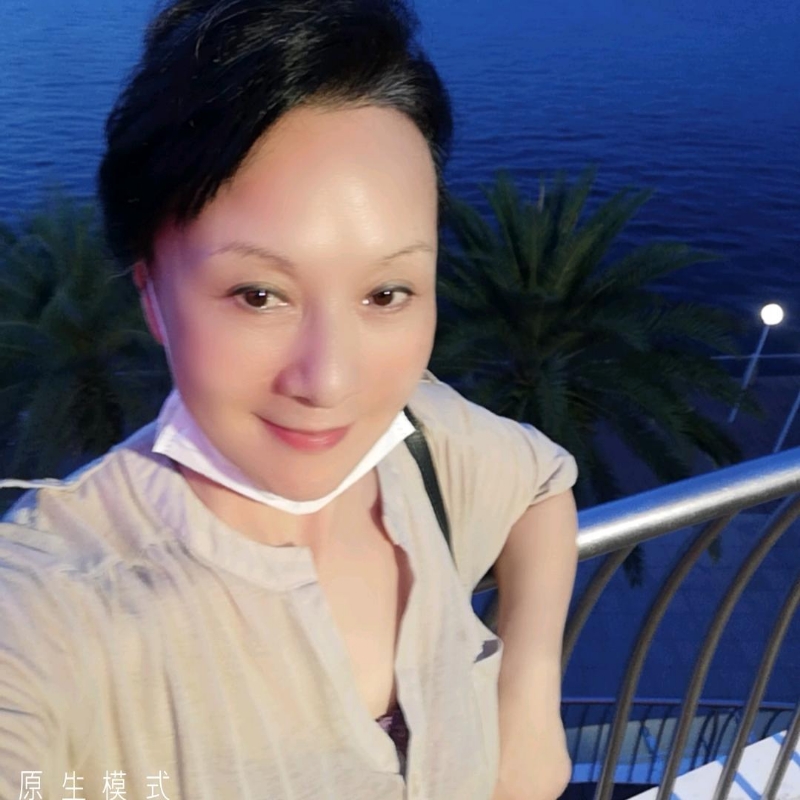 hong的第一张照片--淮安相亲服务中心