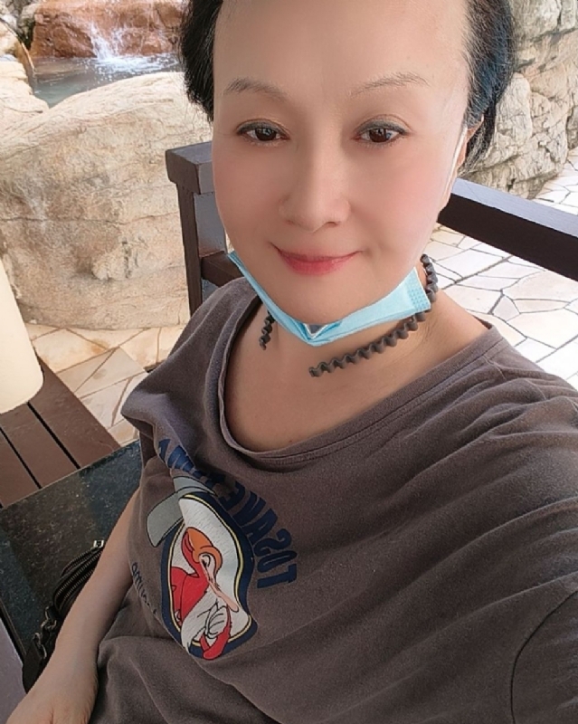 hong的第三张照片--淮安相亲服务中心