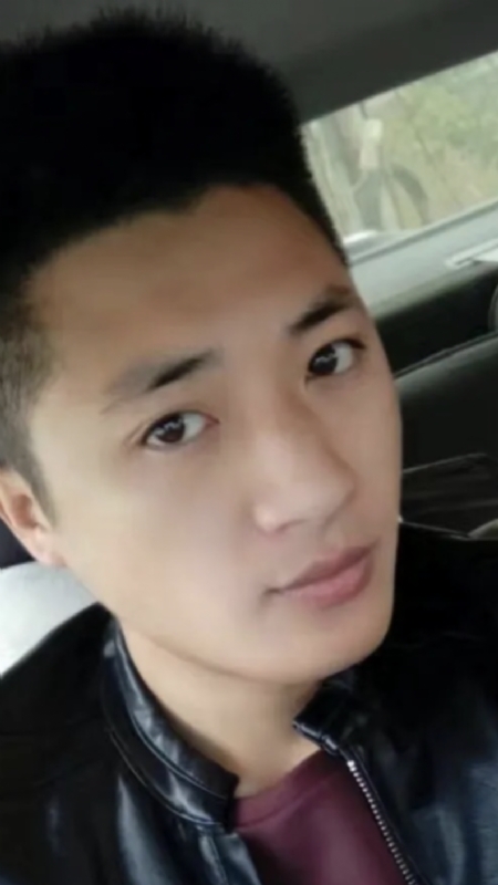 小汤米的第二张照片--淮安相亲服务中心