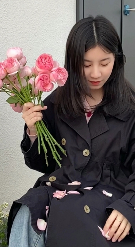 盐盐很甜的第二张照片--淮安相亲服务中心