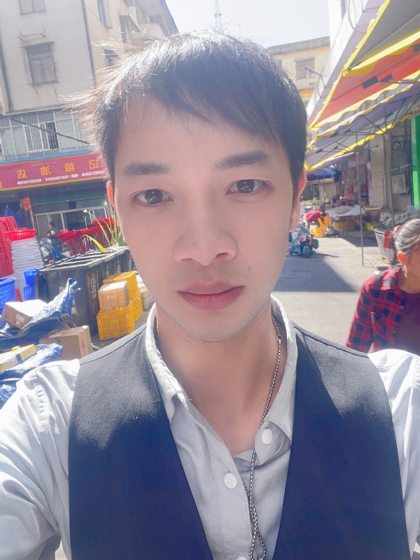 zengwanyou1995的第一张照片--淮安相亲服务中心