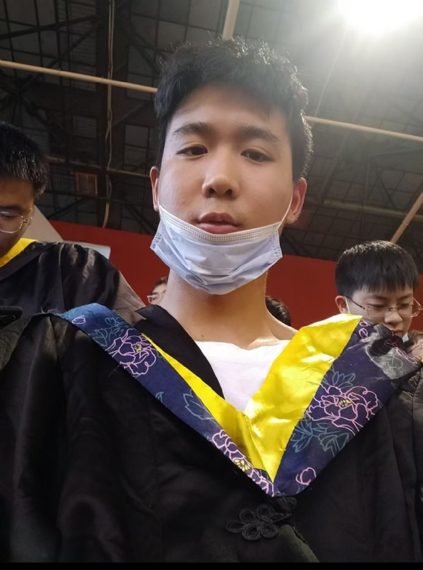 落落大方的第一张照片--淮安相亲服务中心