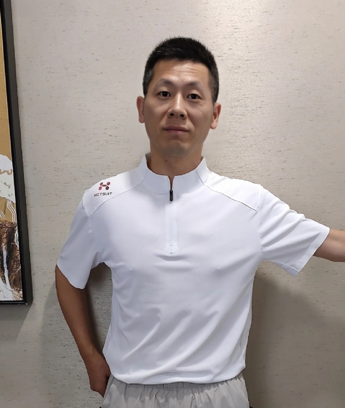 红旗下长大的第一张照片--淮安相亲服务中心