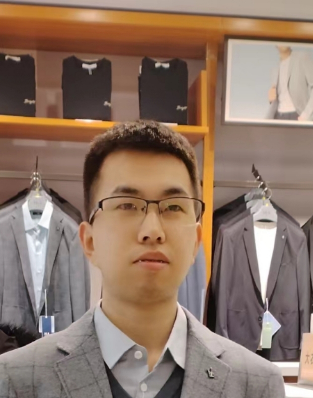 吴桐的第一张照片--淮安相亲服务中心