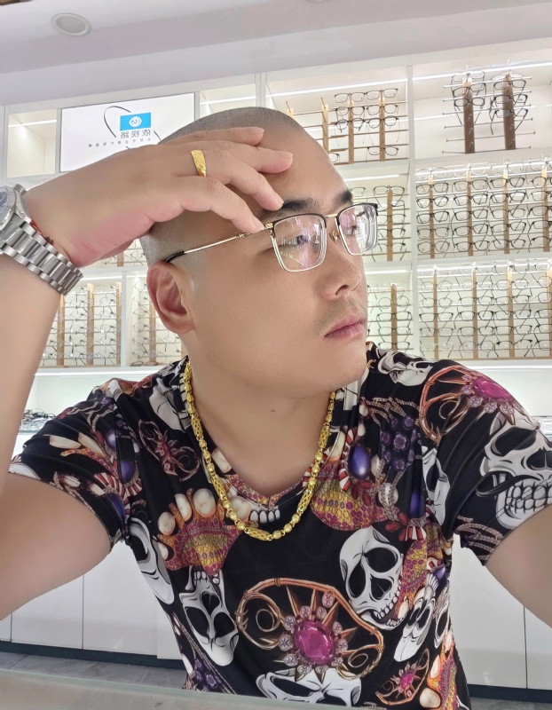 一生诺言的第一张照片--淮安相亲服务中心