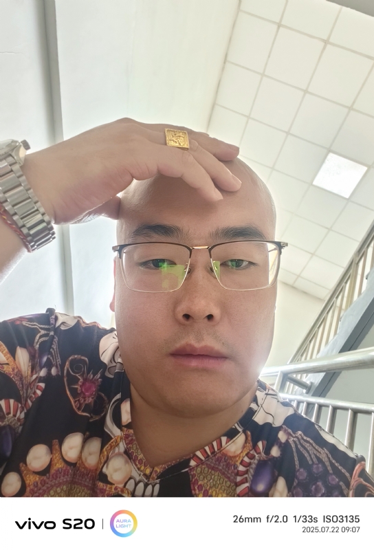 一生诺言的第五张照片--淮安相亲服务中心