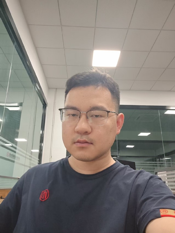 雨落浅响的第一张照片--淮安相亲服务中心