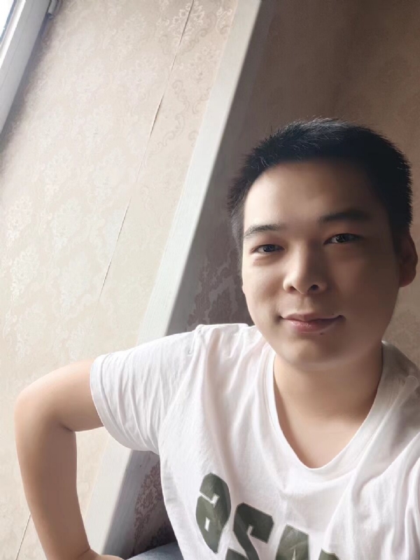 开心怪兽的第一张照片--淮安相亲服务中心