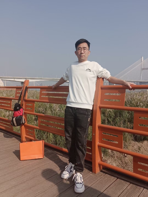 黑白的第一张照片--淮安相亲服务中心