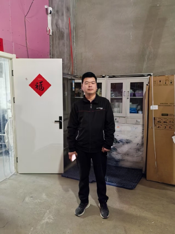 Ltt123的第一张照片--淮安相亲服务中心