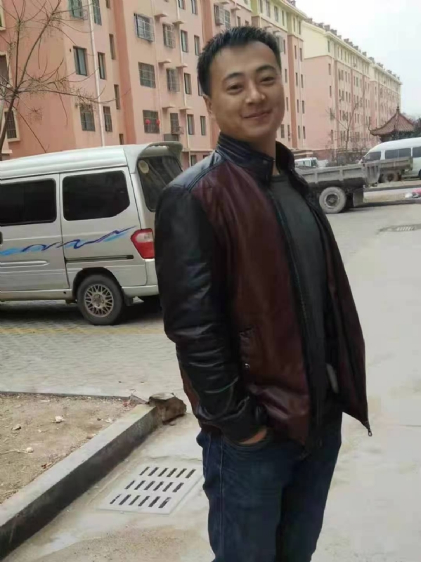 云淡风轻的第一张照片--淮安相亲服务中心