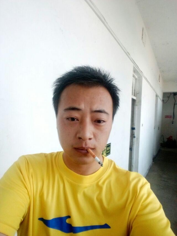 云淡风轻的第二张照片--淮安相亲服务中心