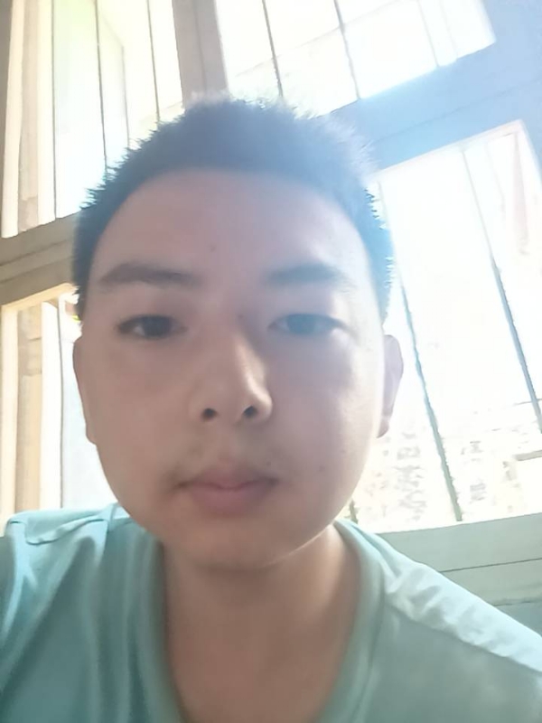 小黄的第二张照片--淮安相亲服务中心