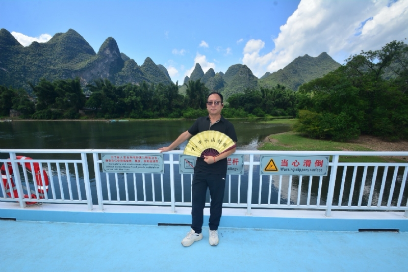 沙漠海的第四张照片--淮安相亲服务中心