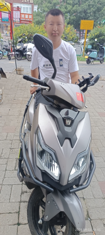 平淡的第二张照片--淮安相亲服务中心