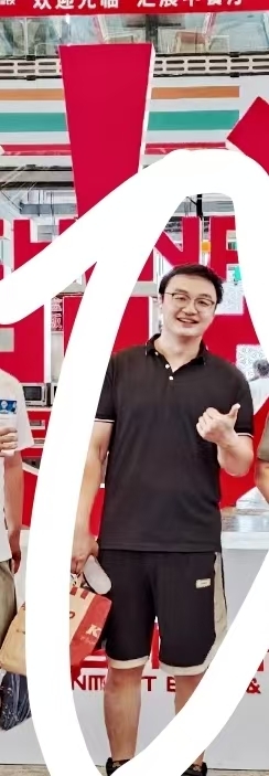 爱吃肉的第一张照片--淮安相亲服务中心