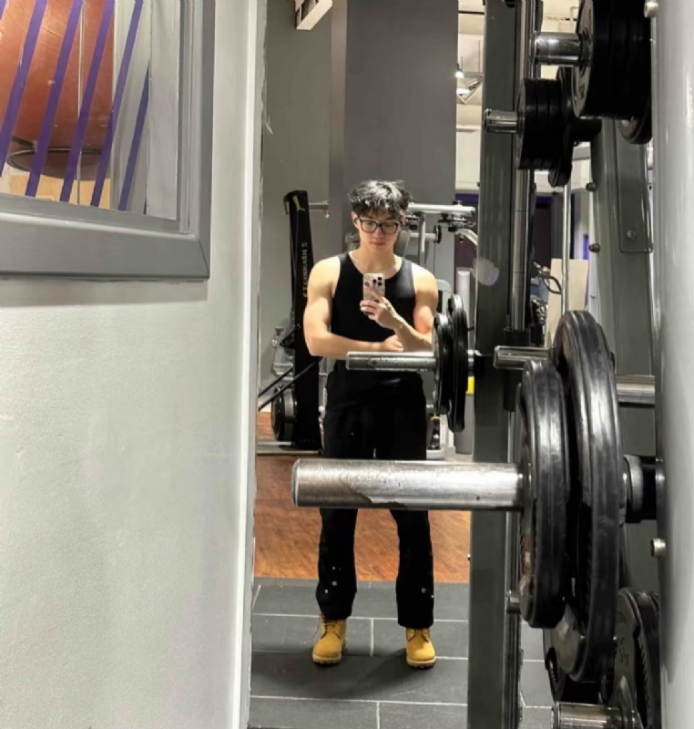 yuiop的第一张照片--淮安相亲服务中心